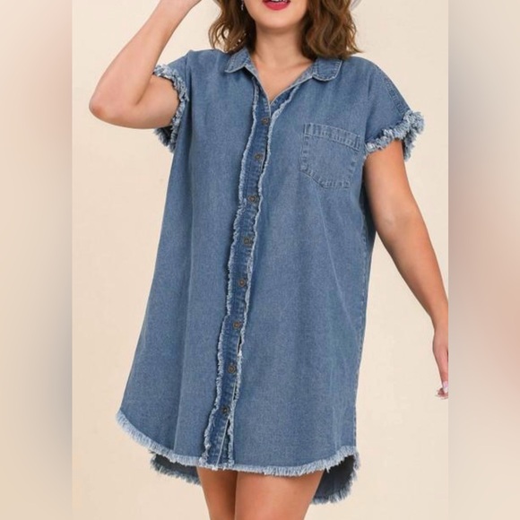 Umgee Dresses & Skirts - Umgee ⭐️ Denim Button Front Shirt Dress XL NWT Frayed Hem Oversized ✨